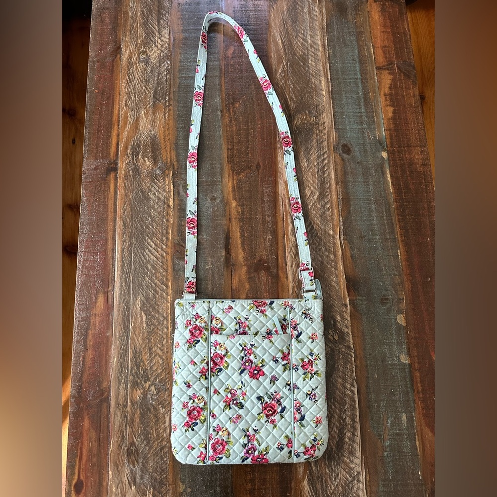 Vera Bradley Water Bouquet Triple Zip Hipster Crossbody Bag Adjustable Strap - Picture 5 of 10